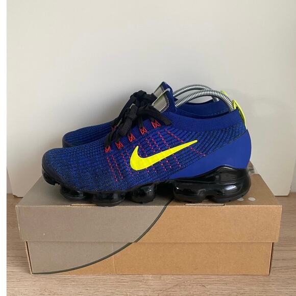 Nike Air VaporMax Flyknit 3 Deep Royal Blue/ Volt Men Sneakers- SZ 10 main image 4